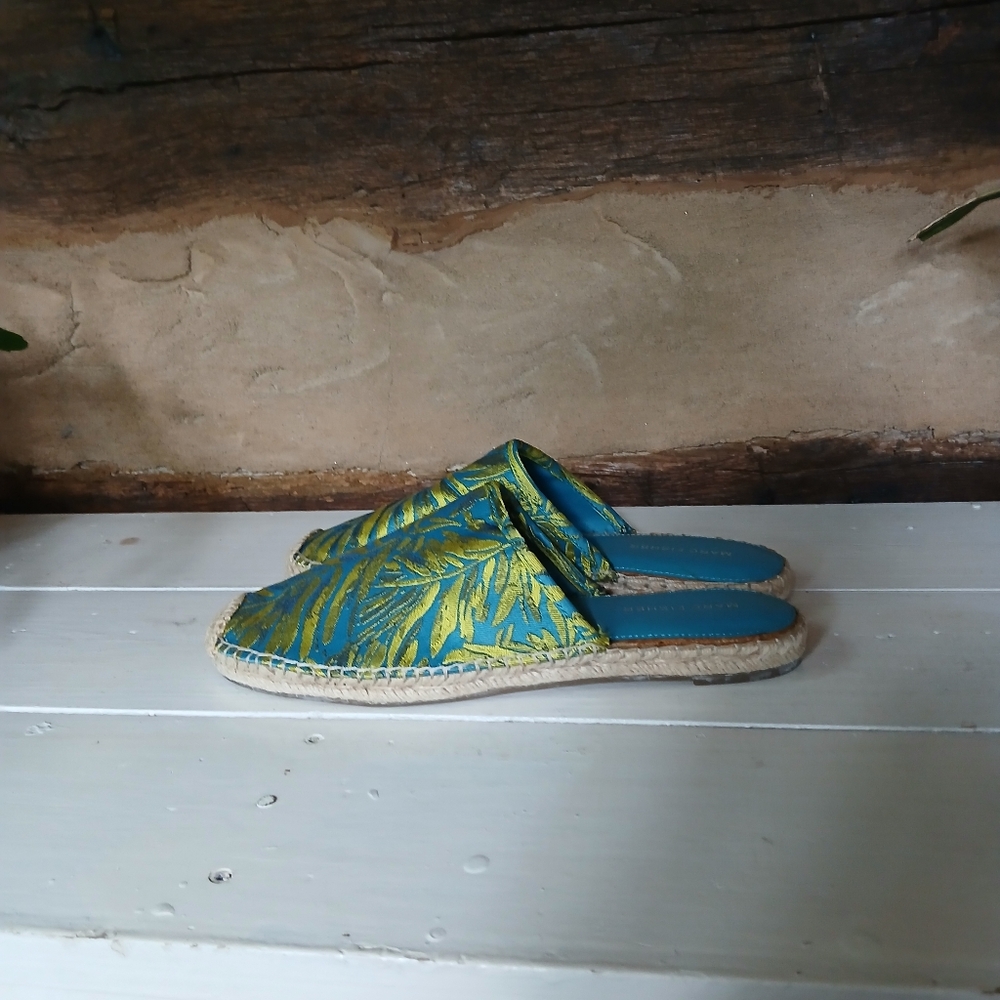 Marc Fisher Gift Palm Blue & Lime Textile Espadrille Mules Size 9